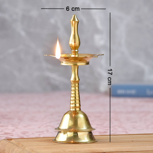 Traditional Aarti Diya with Glorious Look (6.5*2.5 Inches)