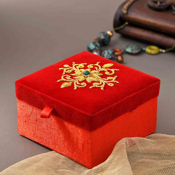 Delicate Design Zari Jewellery Box