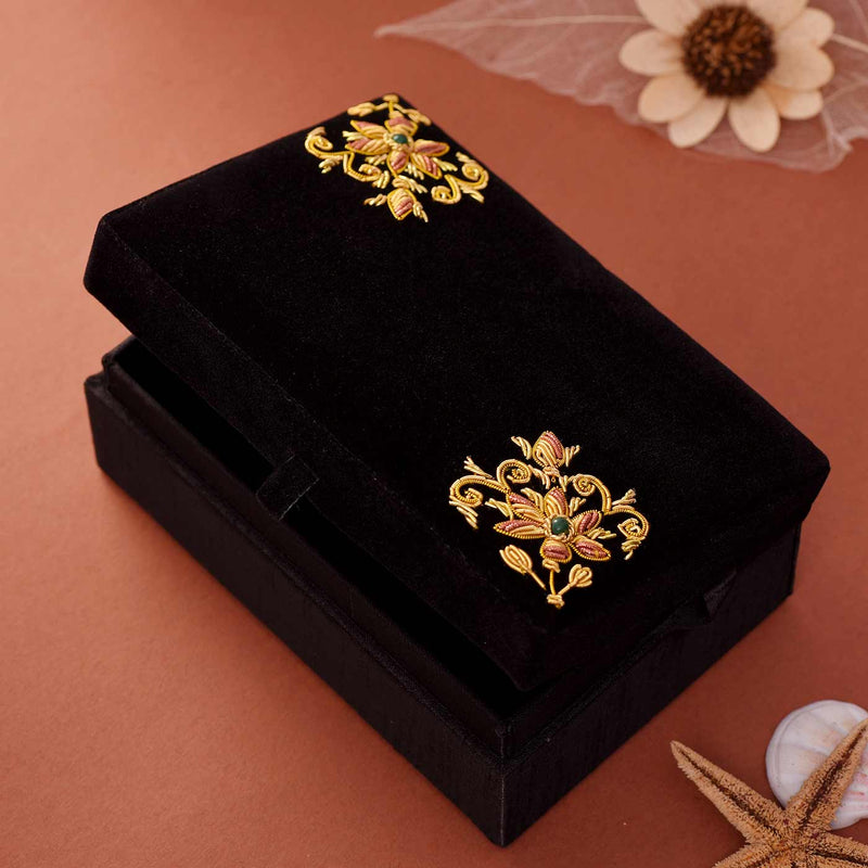 Artistically designed jewellery box