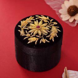 Round Shape Zari Jewellery Box