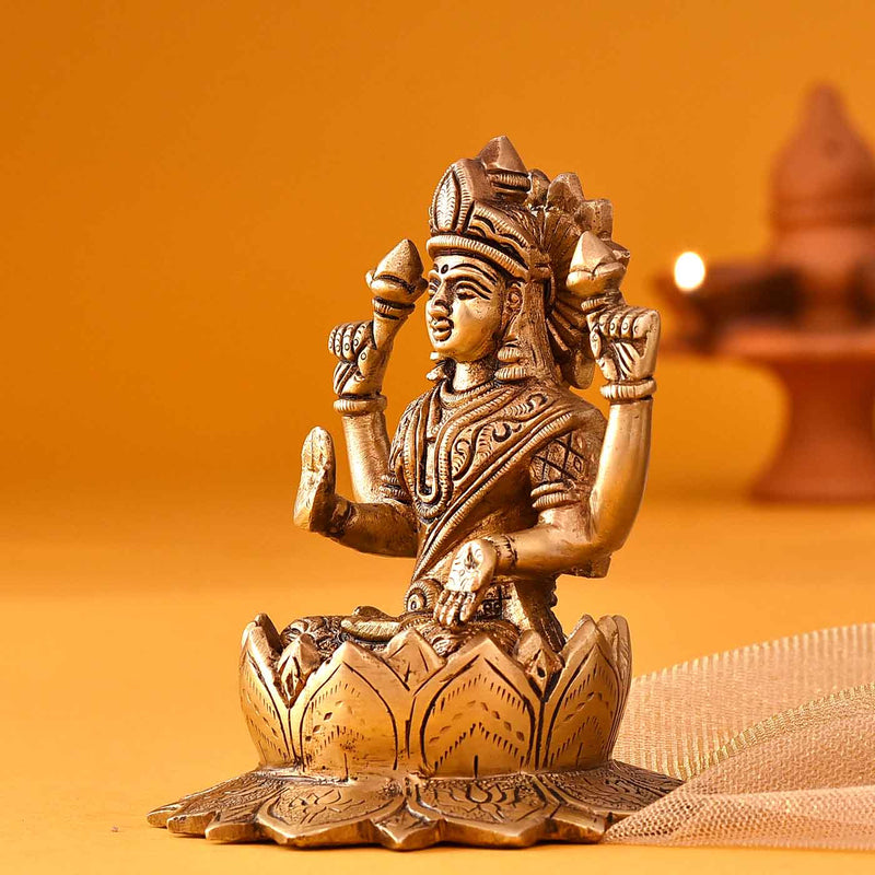 Lotus Seated (Kamal Aasan) Goddess Lakshmi (Height 5 Inch)