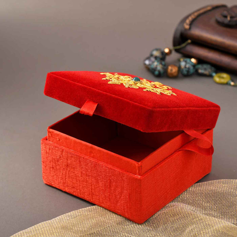 Delicate Design Zari Jewellery Box